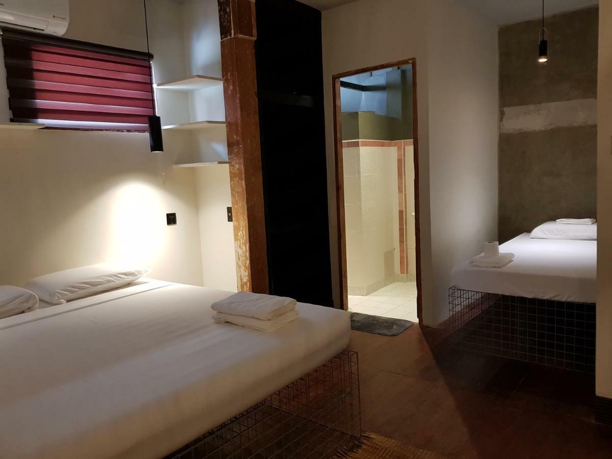 The Flying Fish Hostel Cebu Zewnętrze zdjęcie